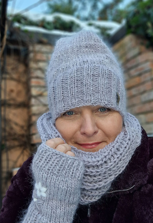 Komplet: czapka +komin+ rękawiczki bez palców