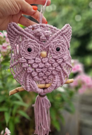 Sowa, owl, makrama, dekoracje, sowa ze sznurka, cotton cord owl, boho, styl skandynawski, handmade, dekoracje ze sznurka, naturalne dekoracje, wystroj wnętrz, aranzacja wnętrz, ze sznurka, makrama na sciane, wisząca sowa, vintage, minimalizm, minimalistyczna dekoracja, minimalistyczne