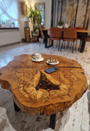 Stolik bukowy, stolik okrągły, stolik kawowy, stolik drewniany, stolik z drewna, plaster drewna, stolik do salonu, coffee table, stolik salonowy, stolik loftowy, stolik nowoczesny, mały stolik, stolik na metalowych nogach, stolik ręcznie robiony, stolik handmade, wood, woodentable, woodart, handmade